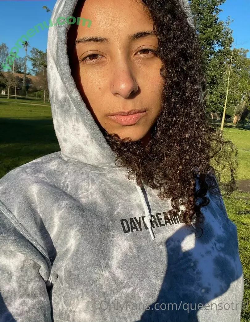 QueenSoTrill nude photo #0295 (QueenSoTrill)