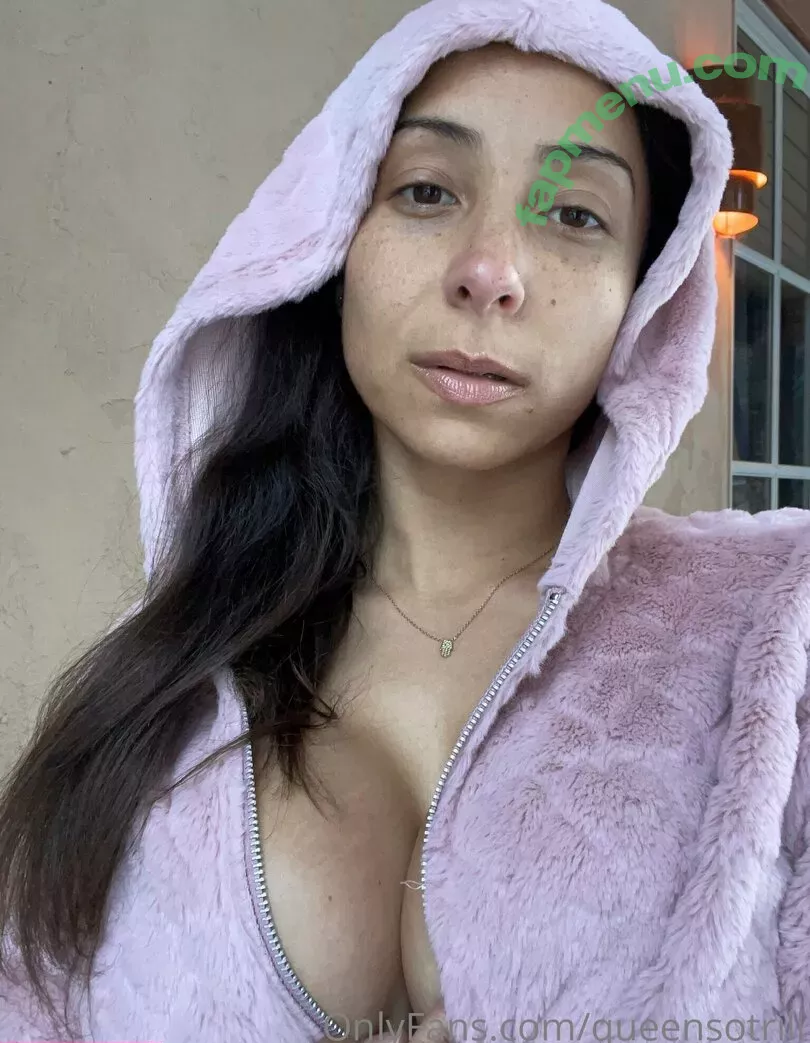 QueenSoTrill nude photo #0296 (QueenSoTrill)