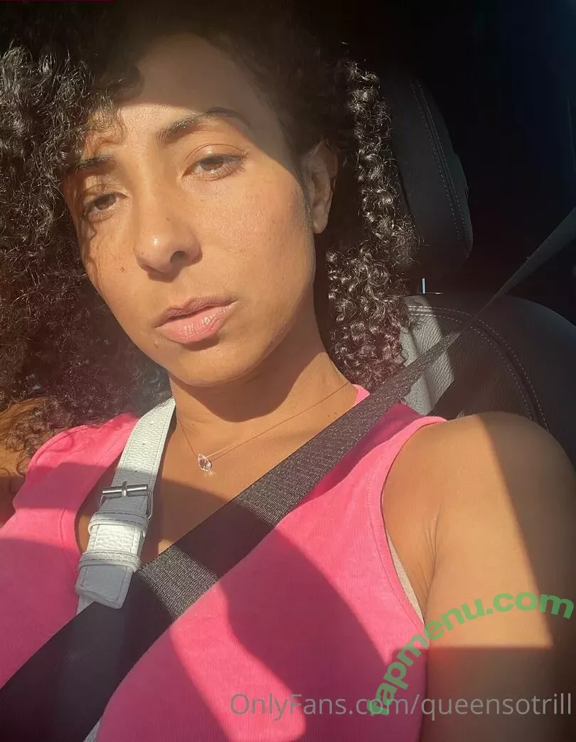 QueenSoTrill nude photo #0335 (QueenSoTrill)