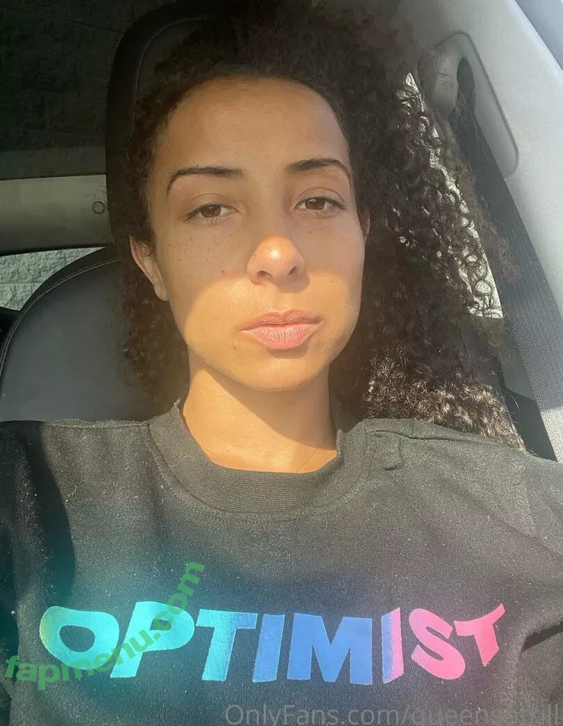QueenSoTrill nude photo #0339 (QueenSoTrill)