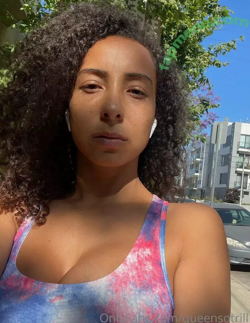 QueenSoTrill nude photo #0365 (QueenSoTrill)