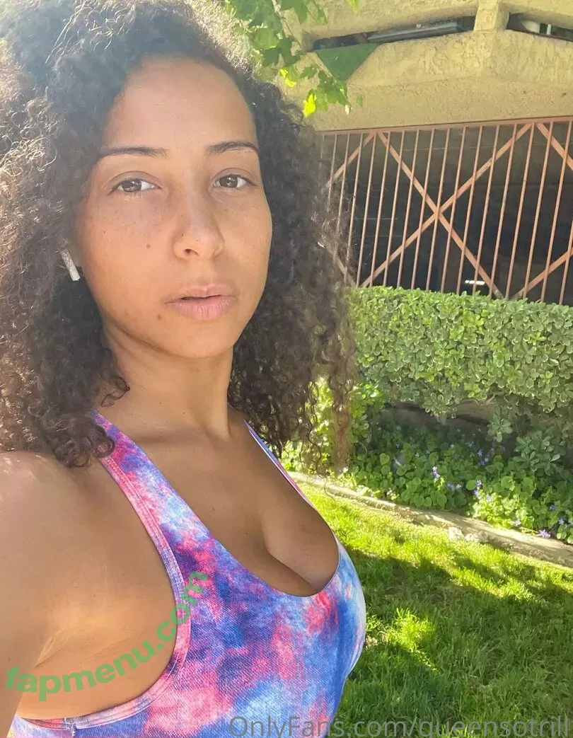 QueenSoTrill nude photo #0386 (QueenSoTrill)