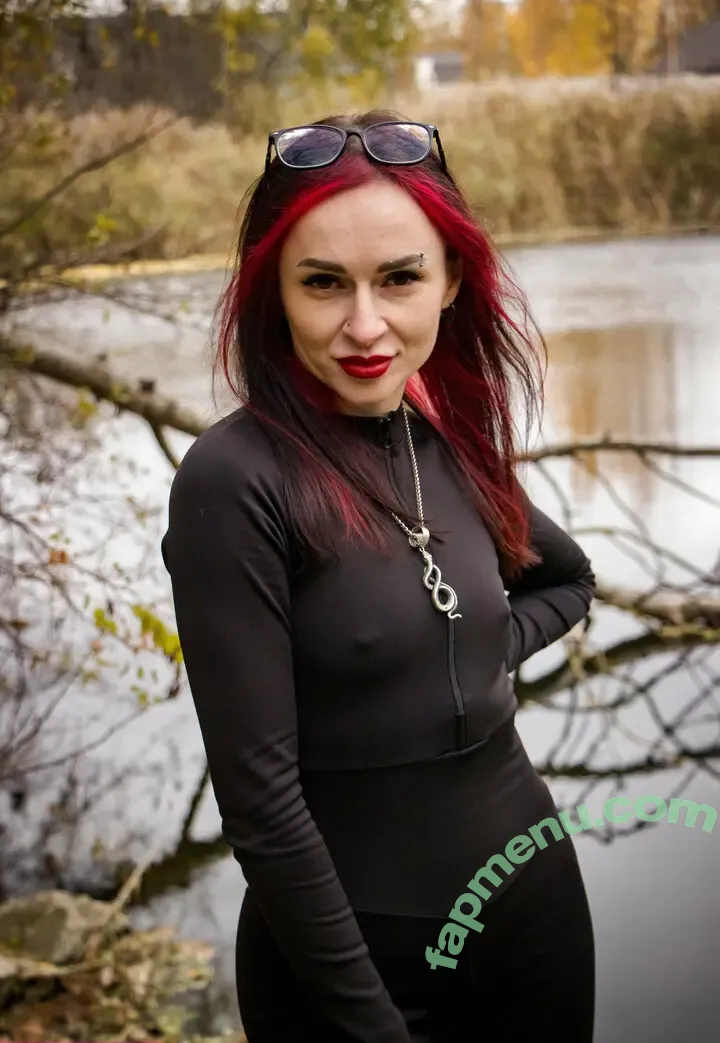 queenvalhalla nude photo #0003 (queenofvalhalla)