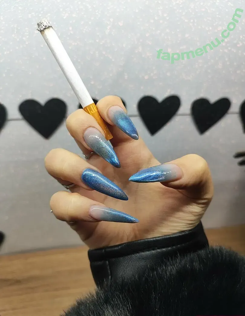 queenzowi nude photo #0085 (queenzfeet)