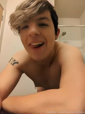 queerbunnybabe / _queerbunnybabe_ nude photo #0943