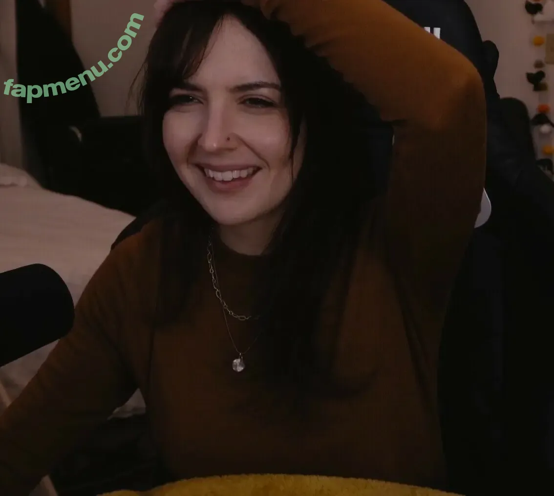 Quelaag nude photo #0083 (Rachel Cherry / xingenue)