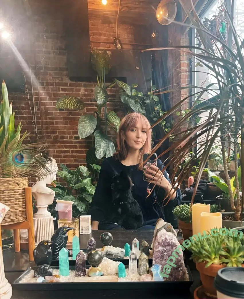 Quelaag nude photo #0086 (Rachel Cherry / xingenue)