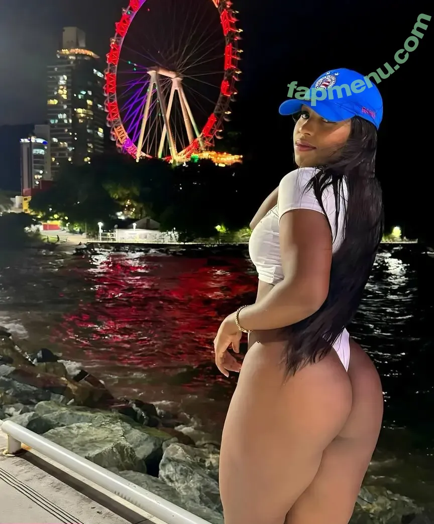 Quele Souza nude photo #0004 (gquelee)