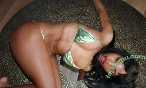 Quenlin Blackwell / quenblackwell nude photo #0249