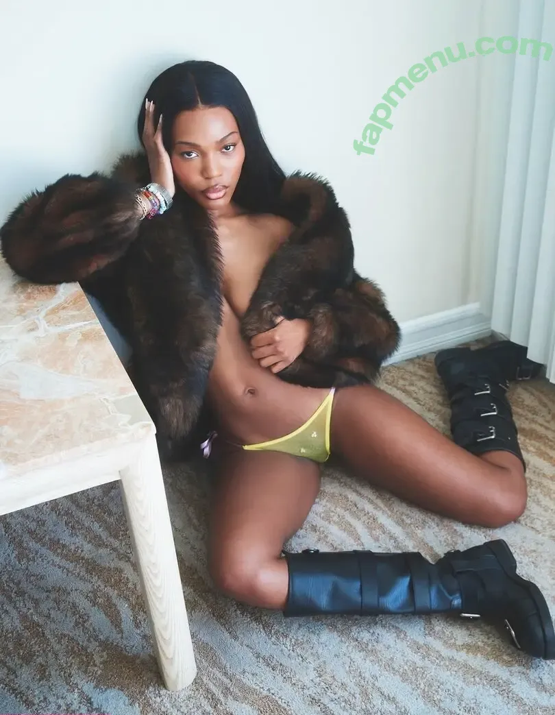 Quenlin Blackwell nude photo #0278 (quenblackwell)