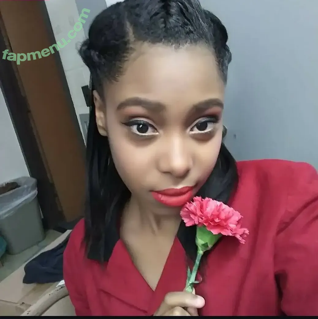 Quennae nude photo #0002 (queenadwong)