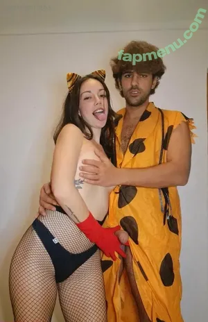  nude photo #0002