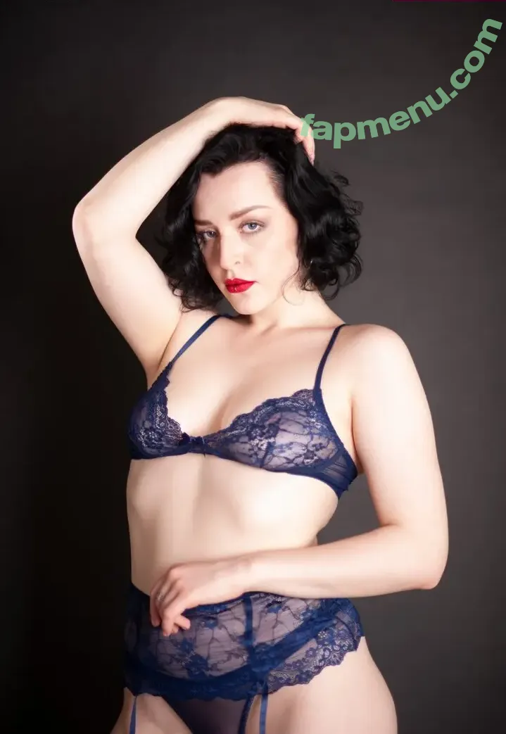 Quinn Linden nude photo #0006 (quinn.linden / quinnlinden)