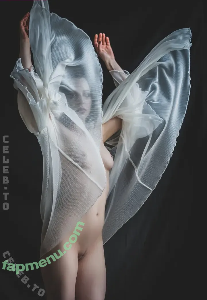 Quinn Linden nude photo #0083 (quinn.linden / quinnlinden)