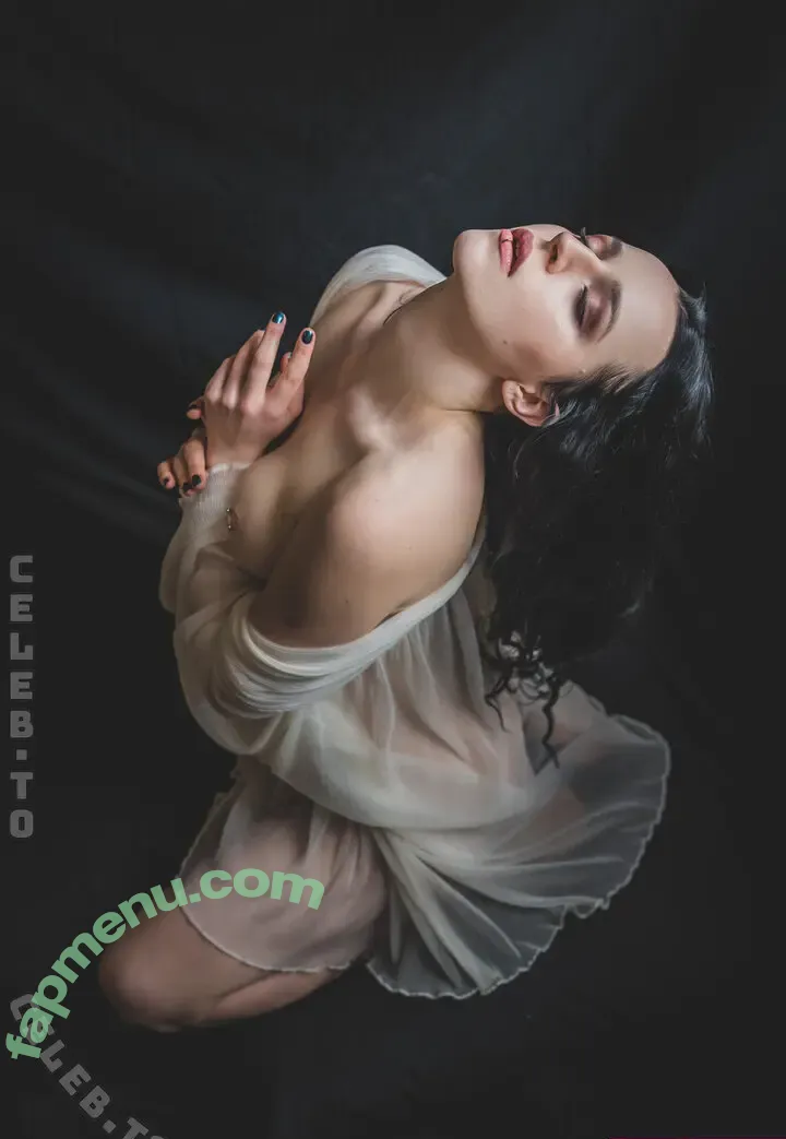 Quinn Linden nude photo #0086 (quinn.linden / quinnlinden)