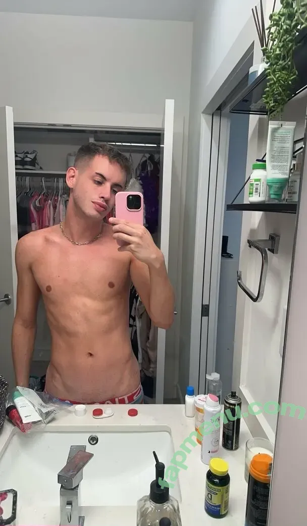 quinnbottoms nude photo #0015 (yvngboot)