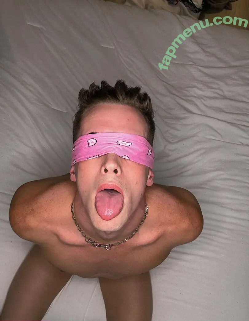 quinnbottoms nude photo #0016 (yvngboot)