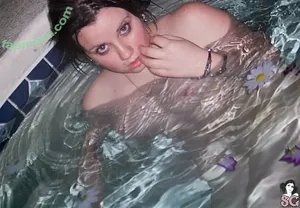 Quinne / quin.night / quinne_germain nude photo #0023