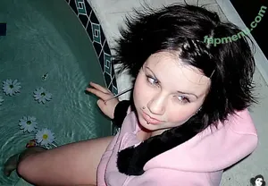 Quinne / quin.night / quinne_germain nude photo #0037