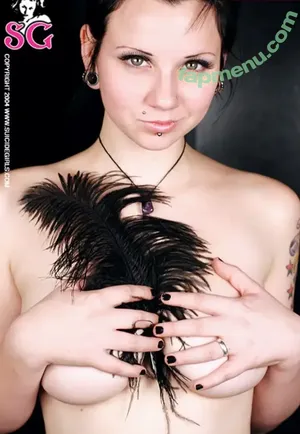 Quinne / quin.night / quinne_germain nude photo #0338