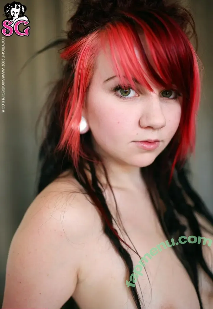 Quinne nude photo #0241 (quin.night / quinne_germain)