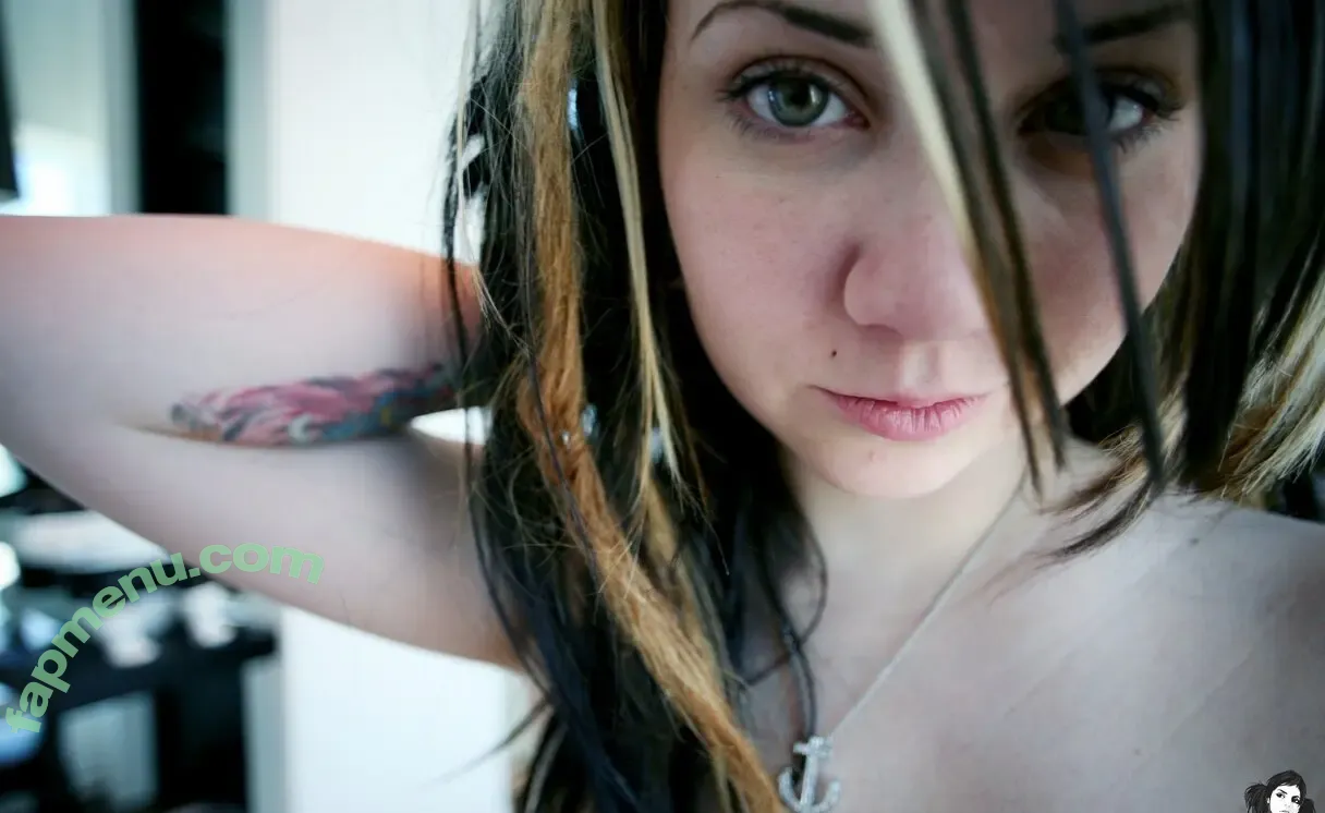 Quinne nude photo #0435 (quin.night / quinne_germain)