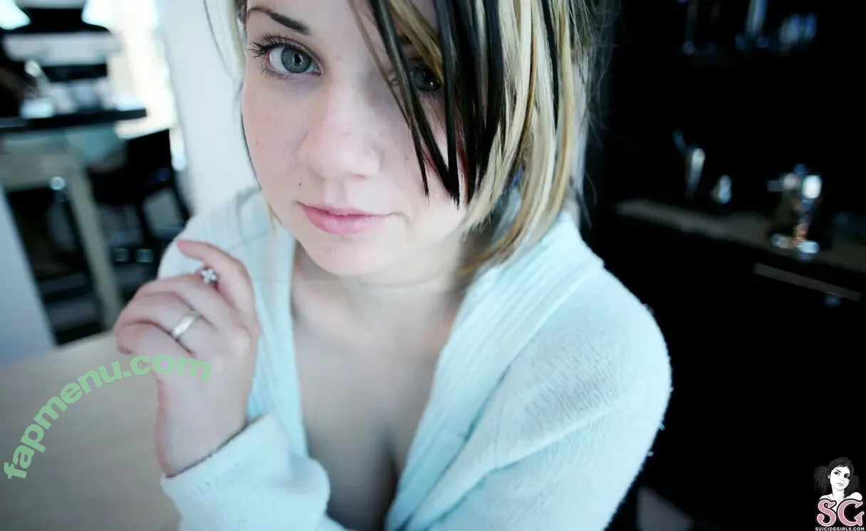 Quinne nude photo #0451 (quin.night / quinne_germain)