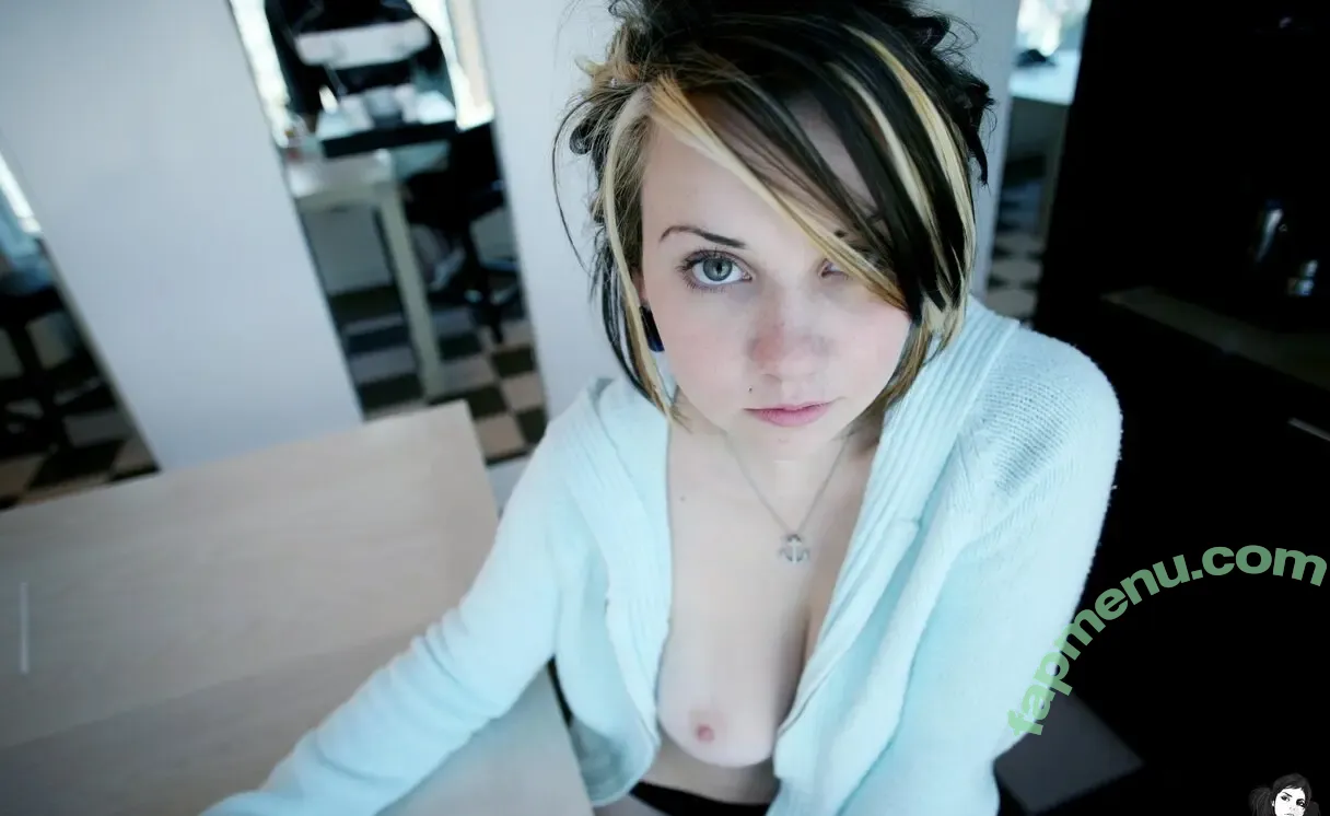 Quinne nude photo #0452 (quin.night / quinne_germain)