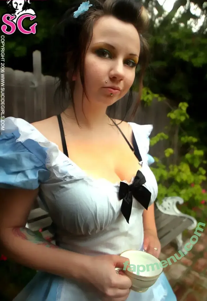 Quinne nude photo #0587 (quin.night / quinne_germain)