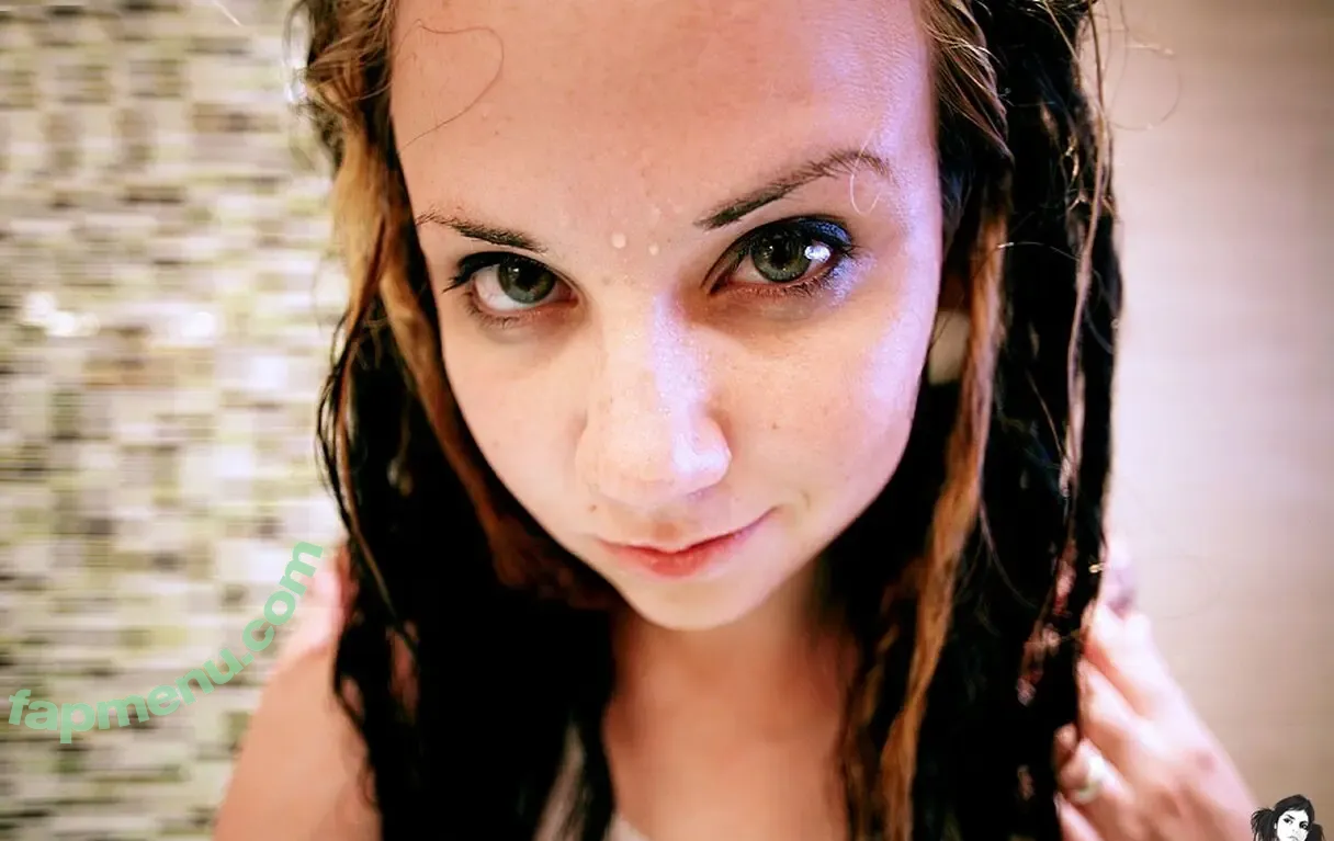 Quinne nude photo #0601 (quin.night / quinne_germain)
