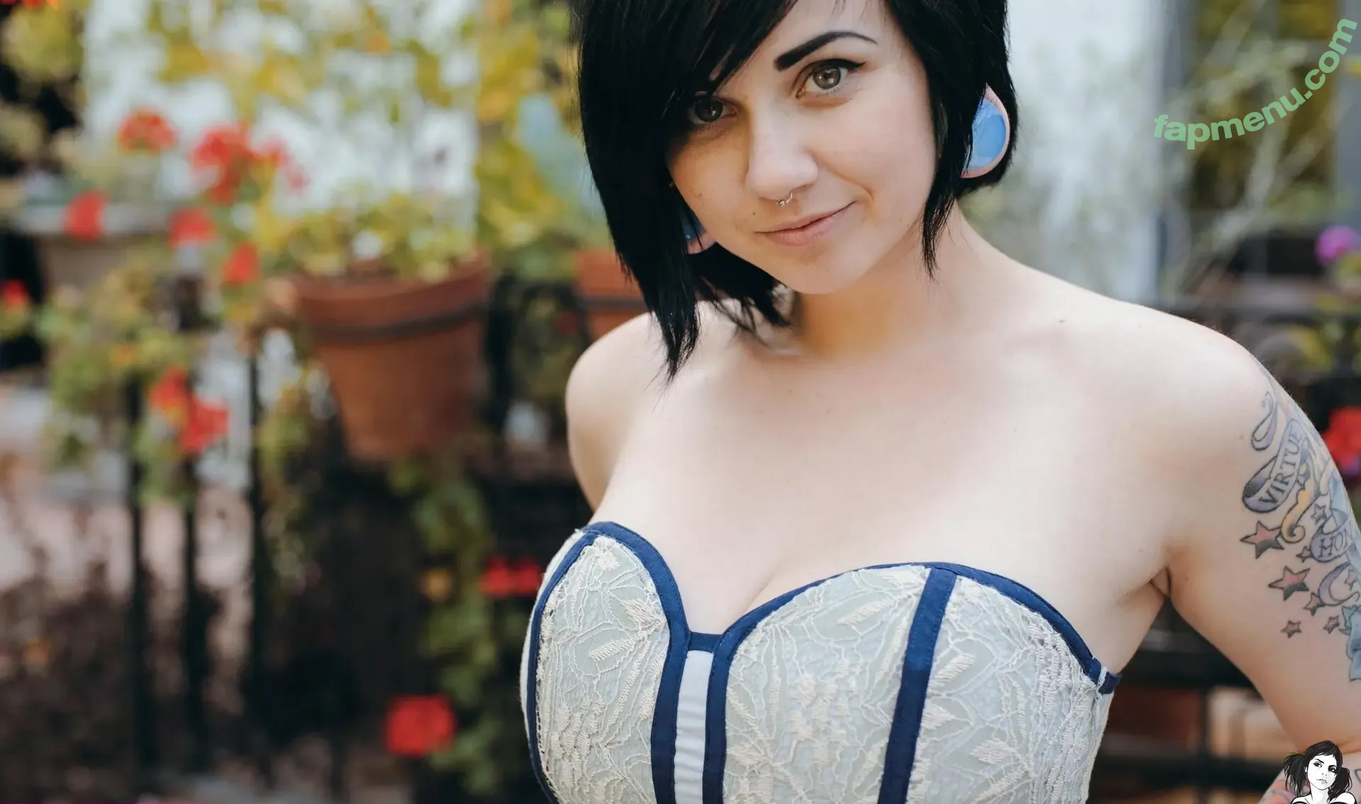 Quinne nude photo #0628 (quin.night / quinne_germain)