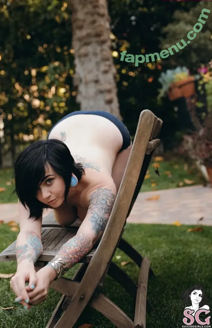 Quinne nude photo #0648 (quin.night / quinne_germain)