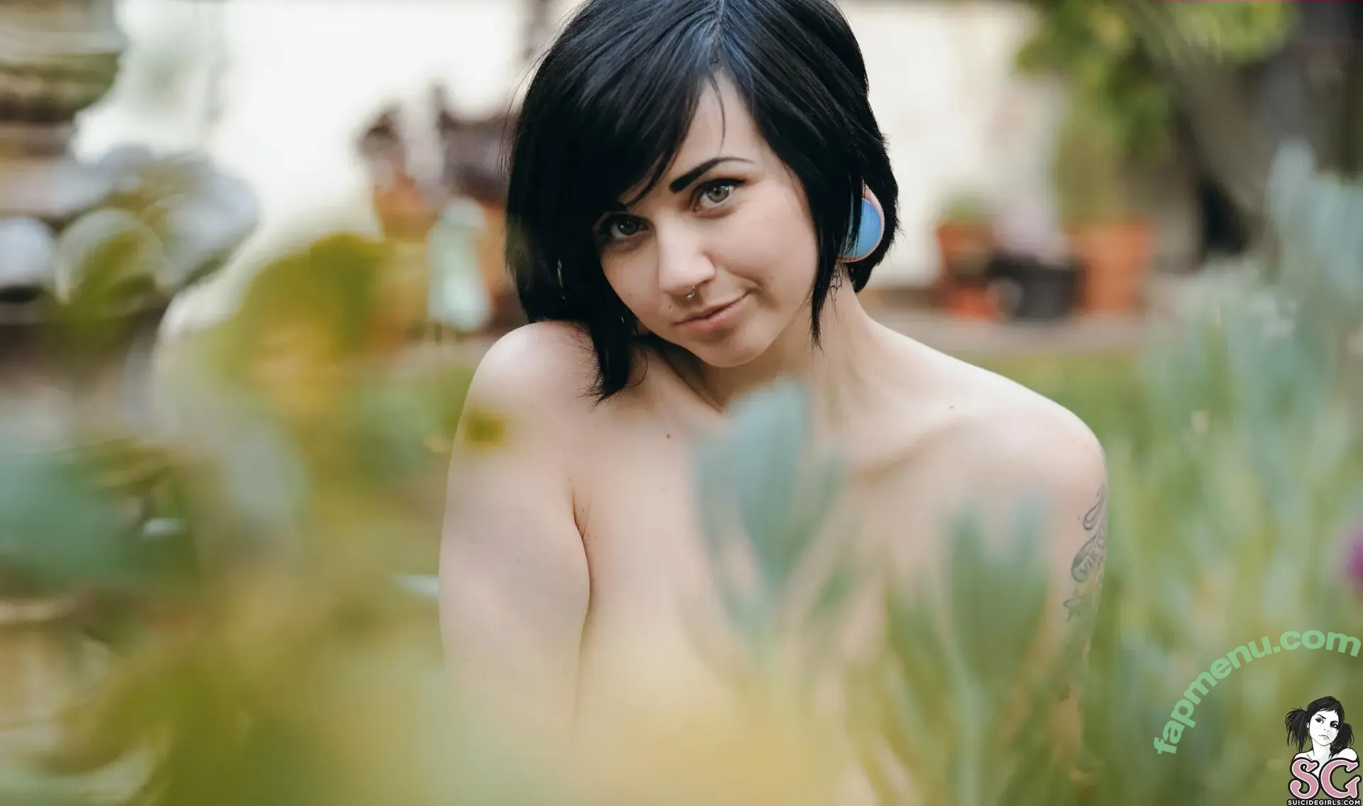 Quinne nude photo #0691 (quin.night / quinne_germain)