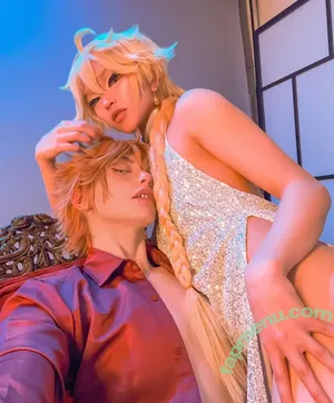 Quuebd nude photo #0016