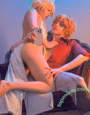 Quuebd nude photo #0024