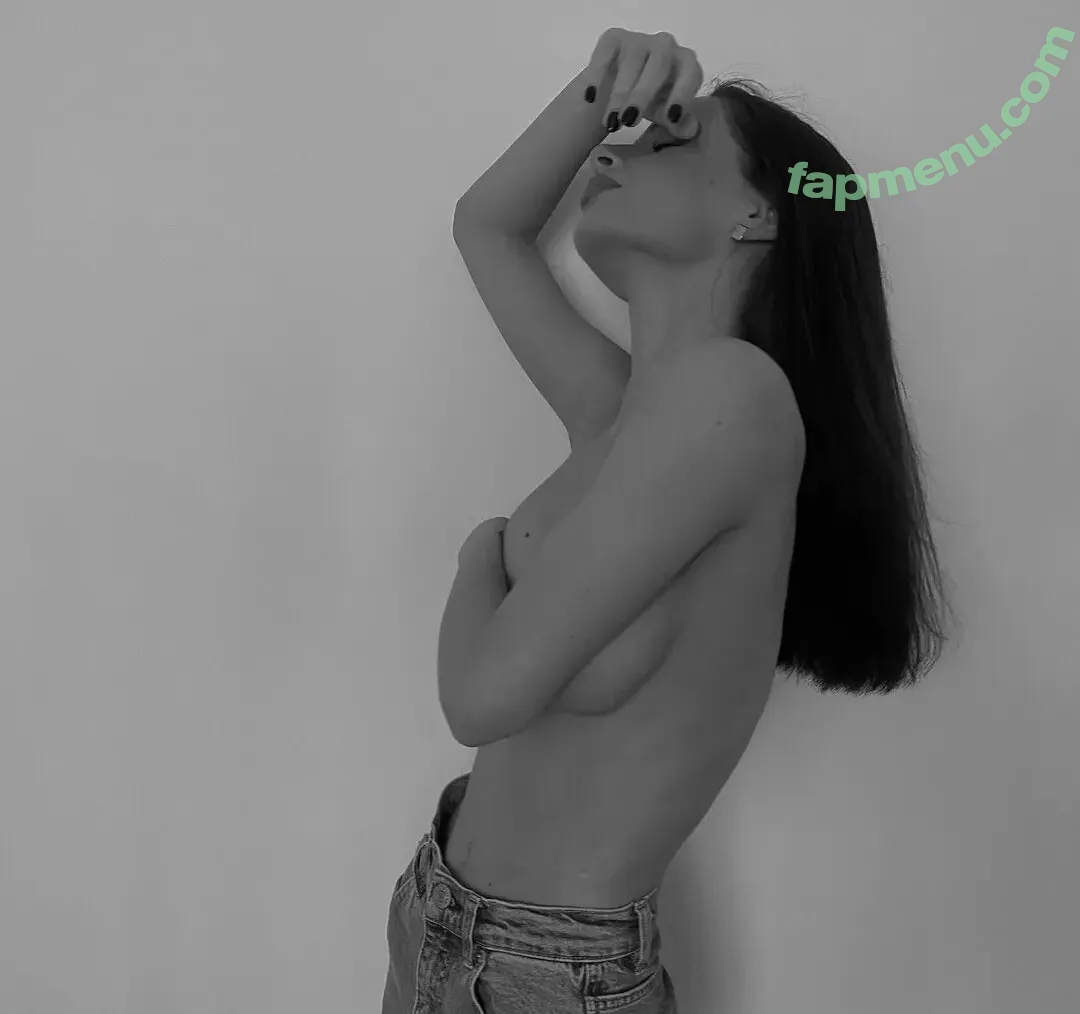 Quurbi ASMR nude photo #0001 (quurbi)