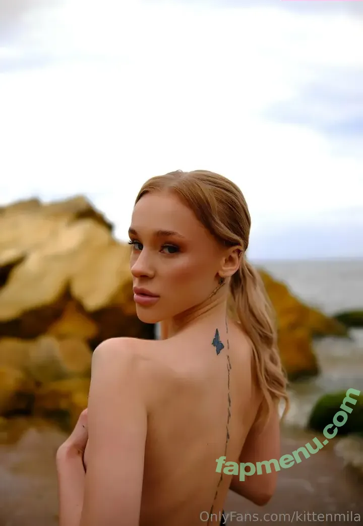 qwenwenderful nude photo #0015 (qwenwenderful)