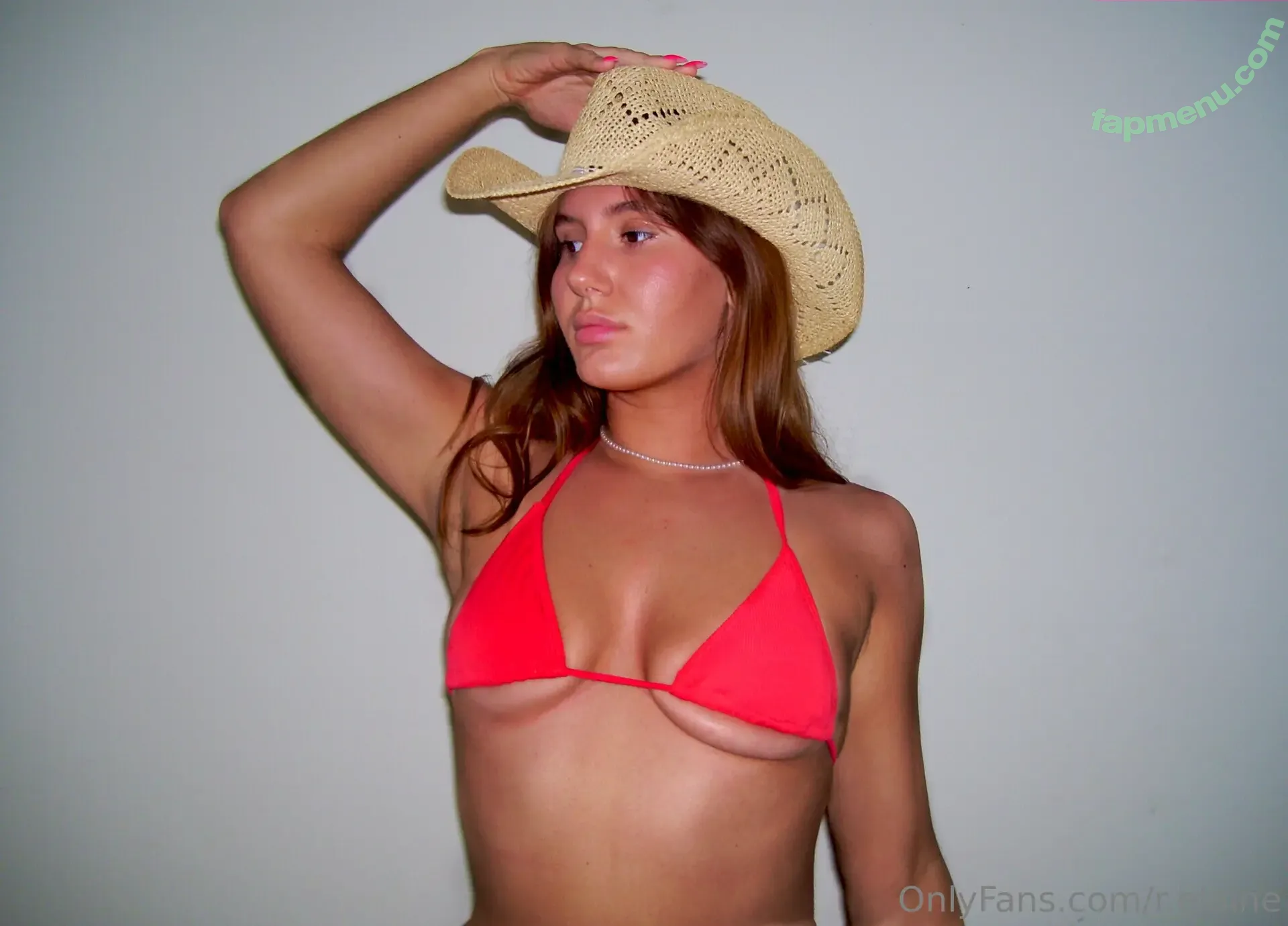 r.elaine nude photo #0020 (chosenperspectives)