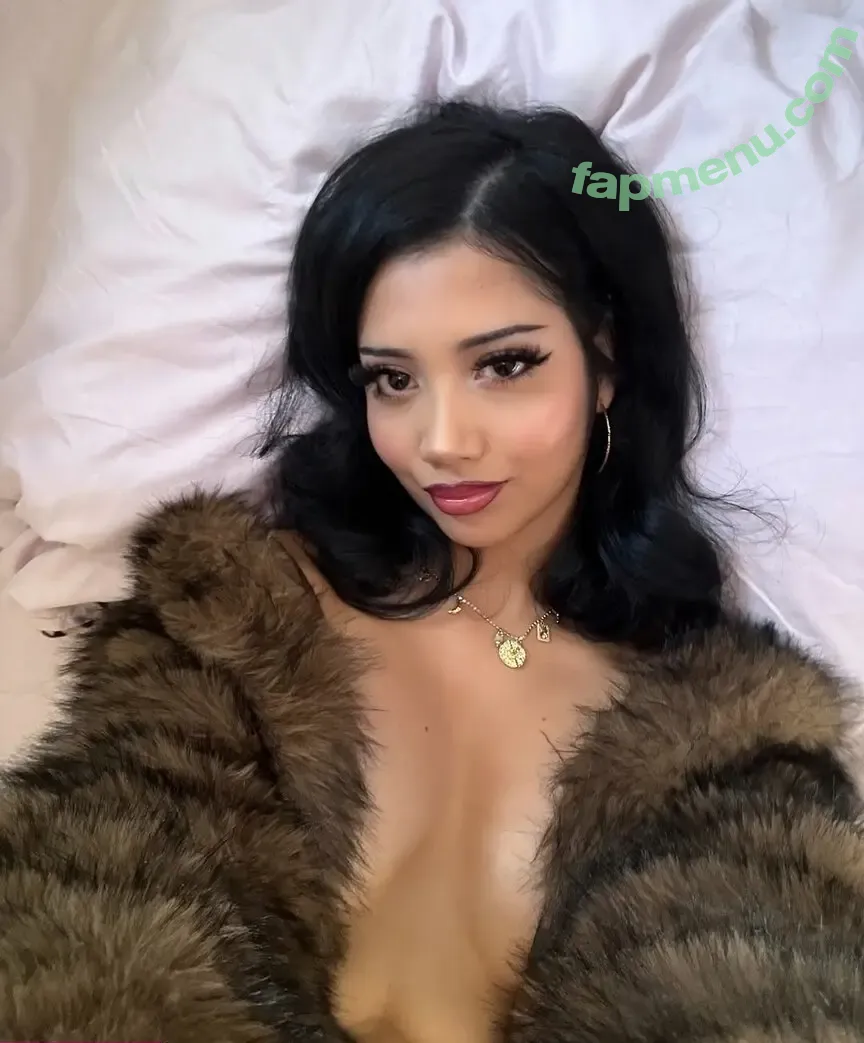 r0ckerfoo nude photo #0123 (girIfromnowear / weluvemilia / weluvrocker)