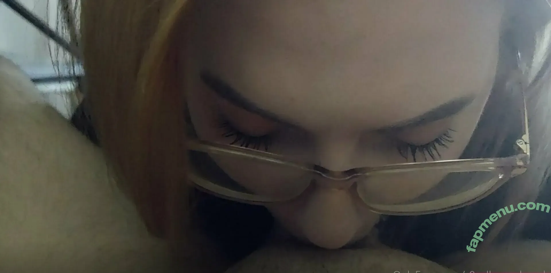 r0yallysneakpeek nude photo #0015 (r0yallysneakpeek)