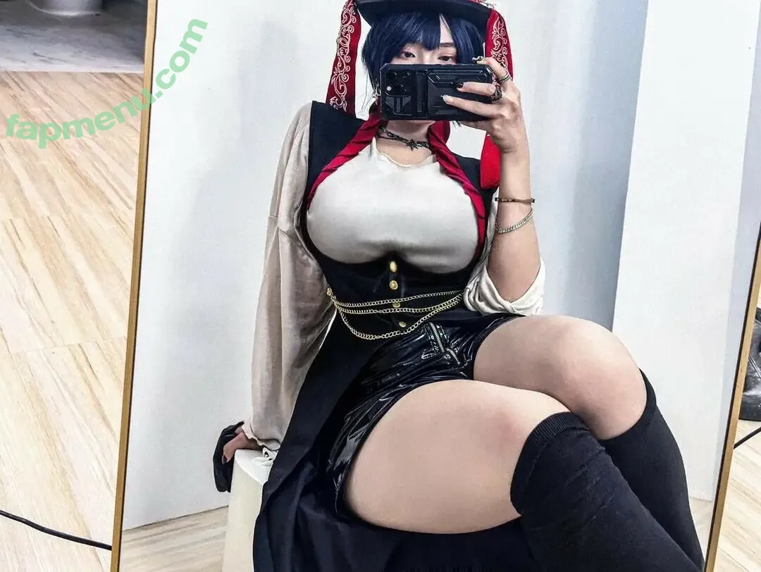 R1_021 nude photo #0083 (ruan / silentpsych0)