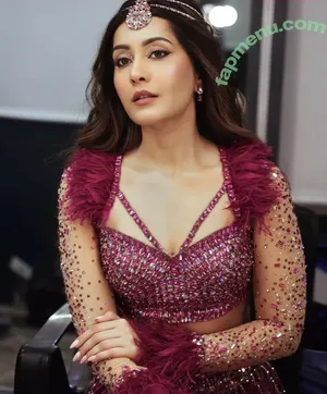 Raashi Khanna / raashiikhanna nude photo #0001