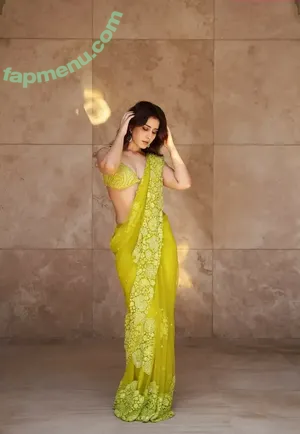 Raashi Khanna / raashiikhanna nude photo #0023