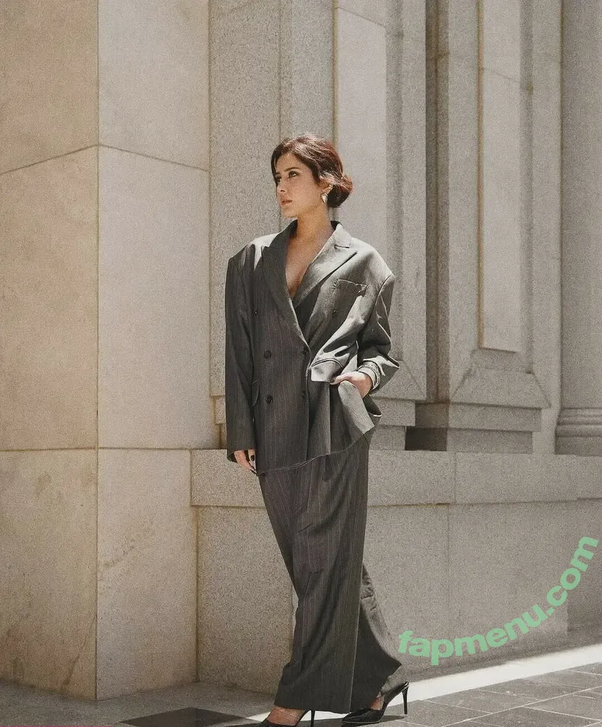Raashi Khanna nude photo #0005 (raashiikhanna)