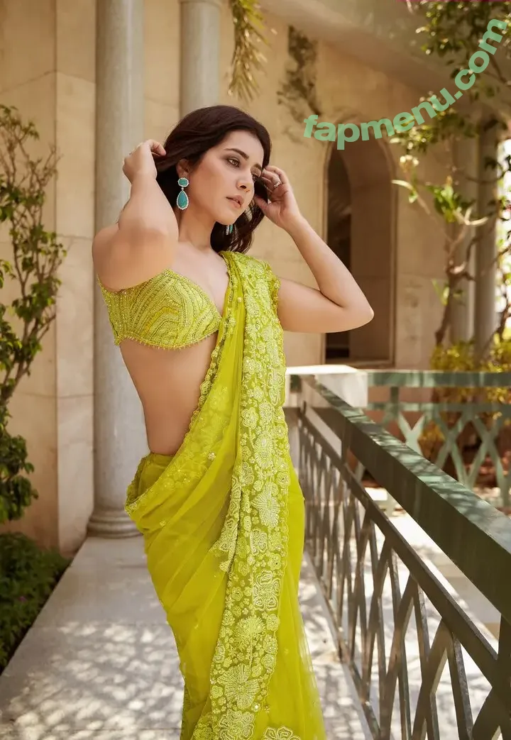 Raashi Khanna nude photo #0011 (raashiikhanna)