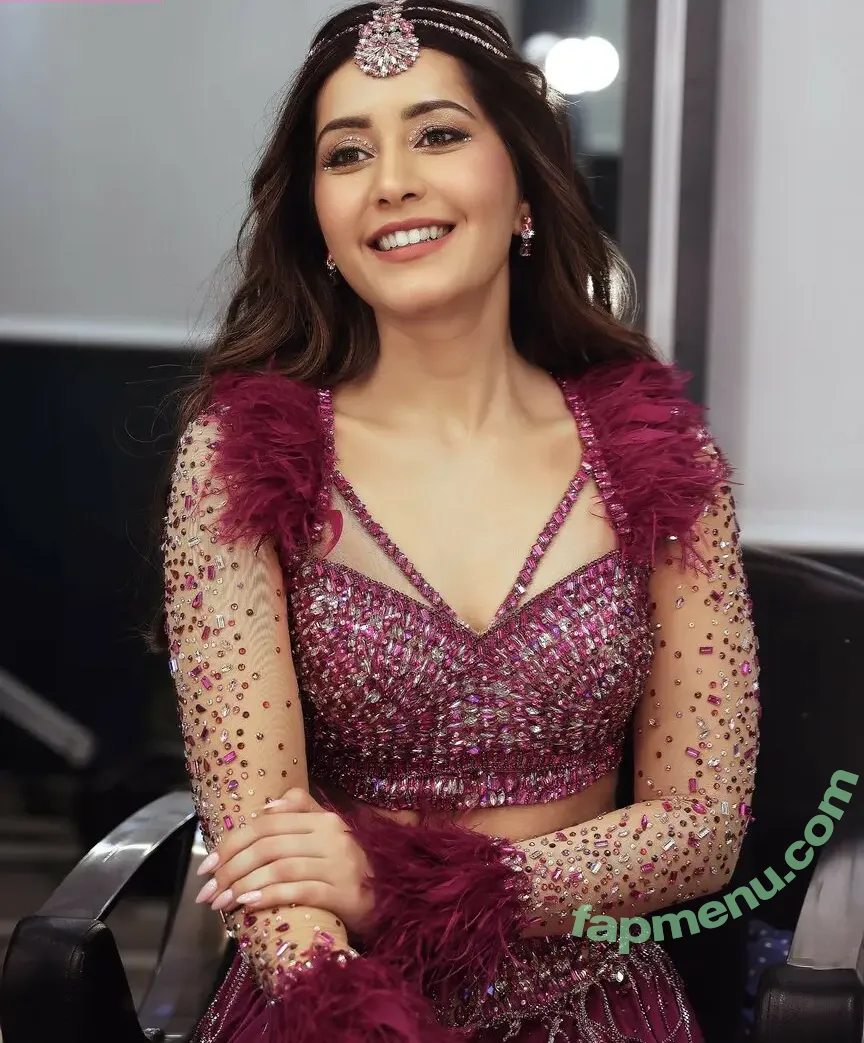 Raashi Khanna nude photo #0015 (raashiikhanna)