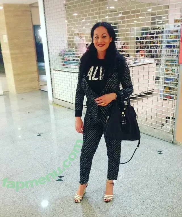 Rabeche Rayalla nude photo #0113 (rabecherayalla)