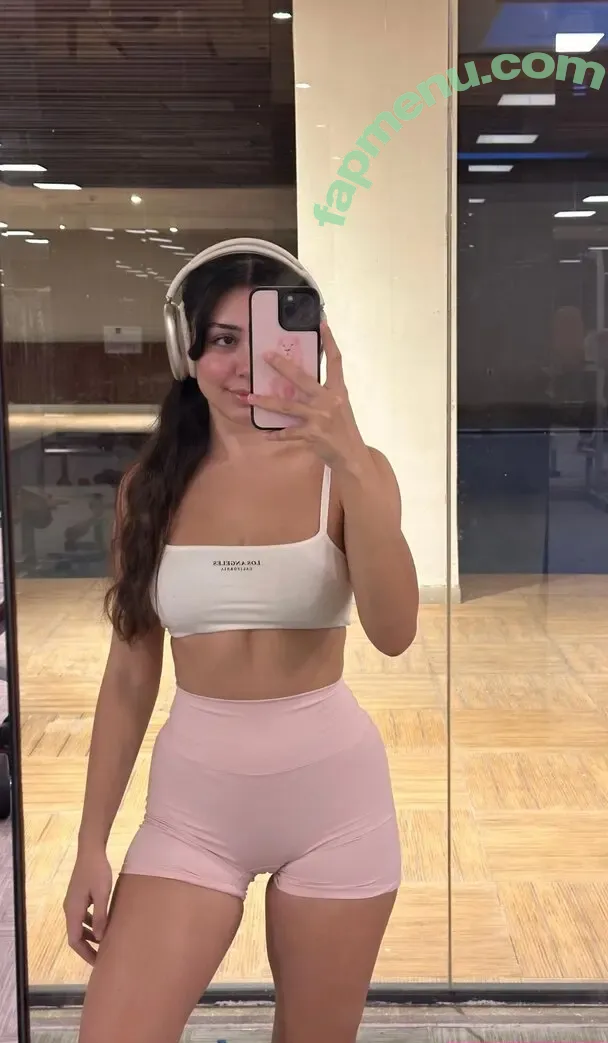 Rabia Karaarslan nude photo #0020 (rabiaakaraarslan)