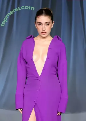 Rachel Anne Sennott / treaclychild nude photo #0841