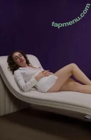 Rachel Anne Sennott / treaclychild nude photo #0972